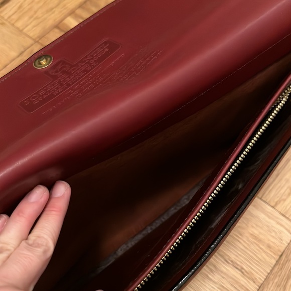 Joseph Daniel leather portfolio - Picture 5 of 10